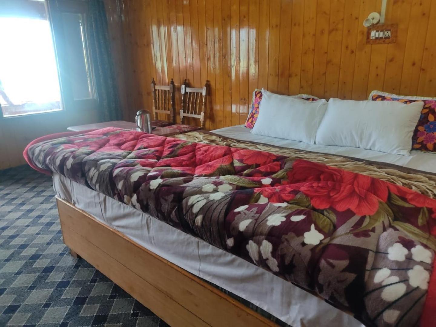 Roseland Cottage , Gulmarg Kültér fotó