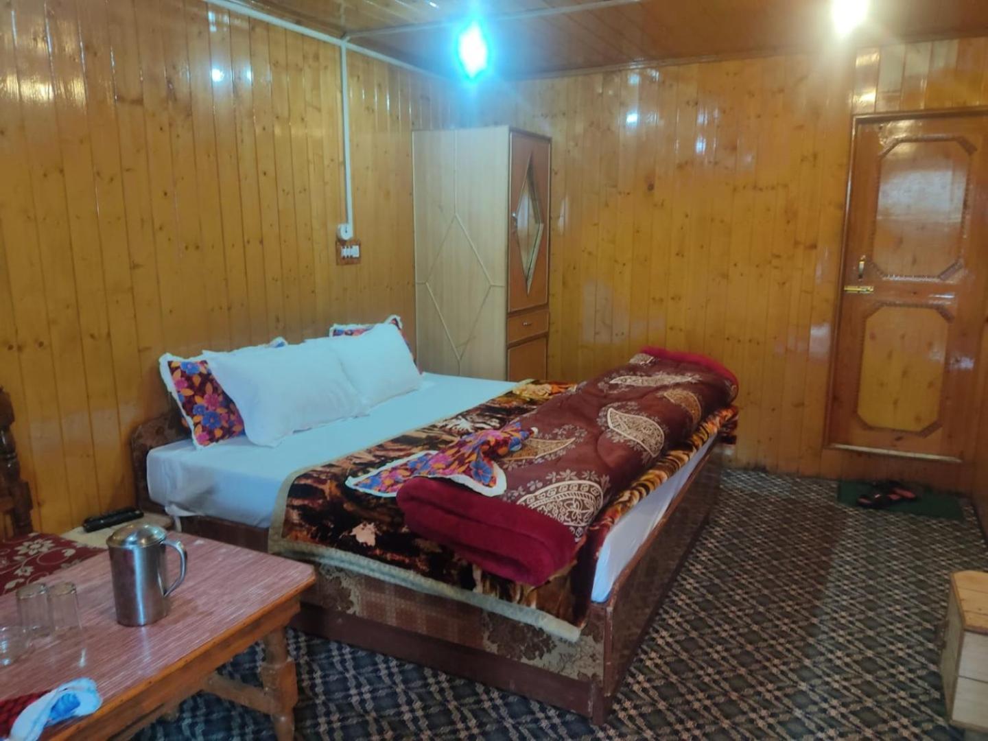 Roseland Cottage , Gulmarg Kültér fotó